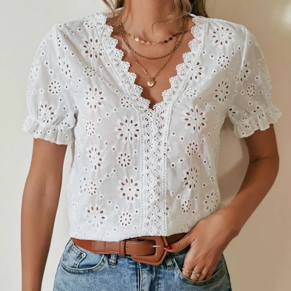 Boho White Floral Eyelet Puff Sleeve Blouse - Picture 2 of 5